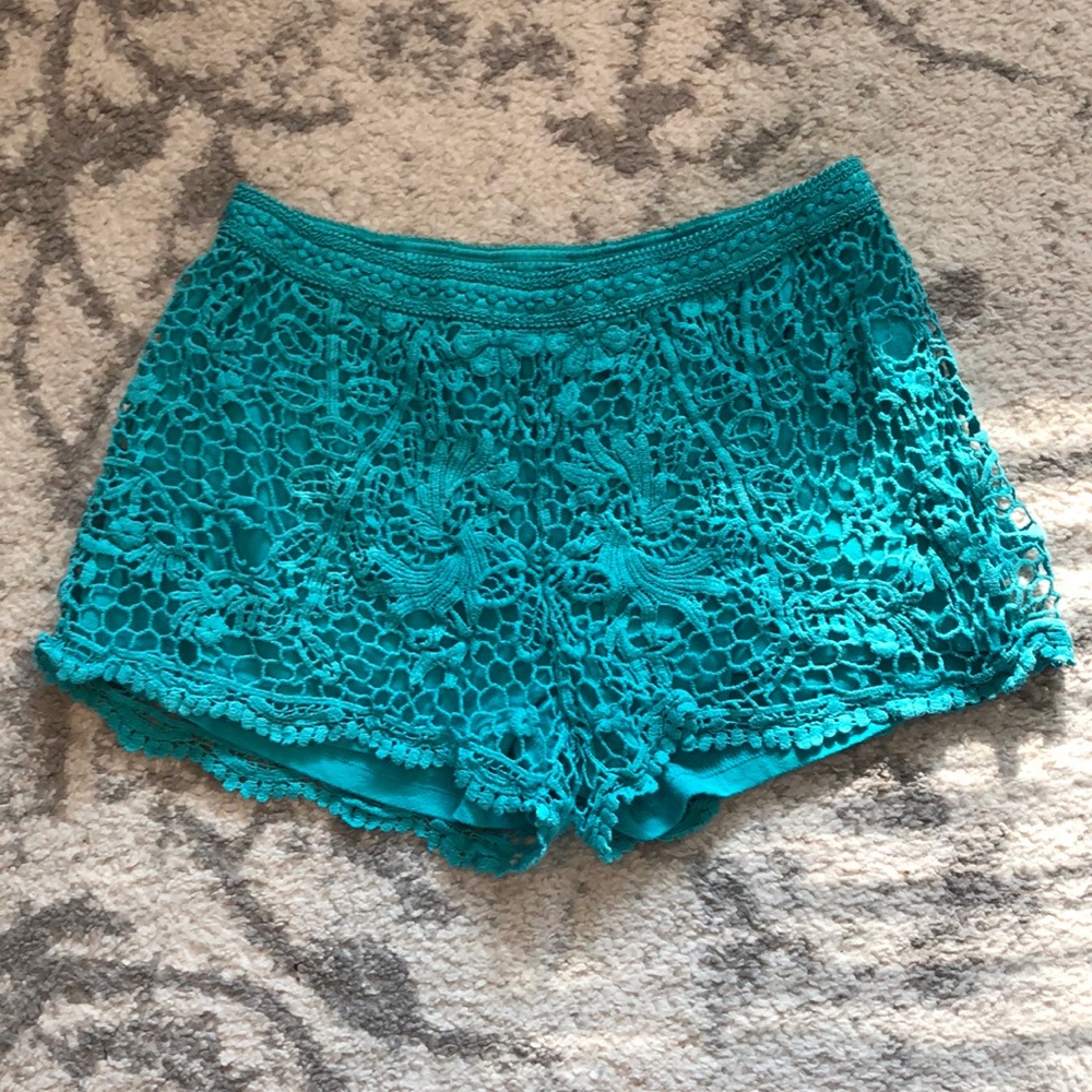 Mossimo lace shorts